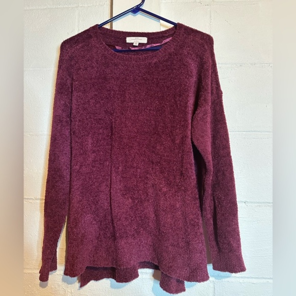 Small burgundy women's New Directions Studio fuzzy warm soft sweater.